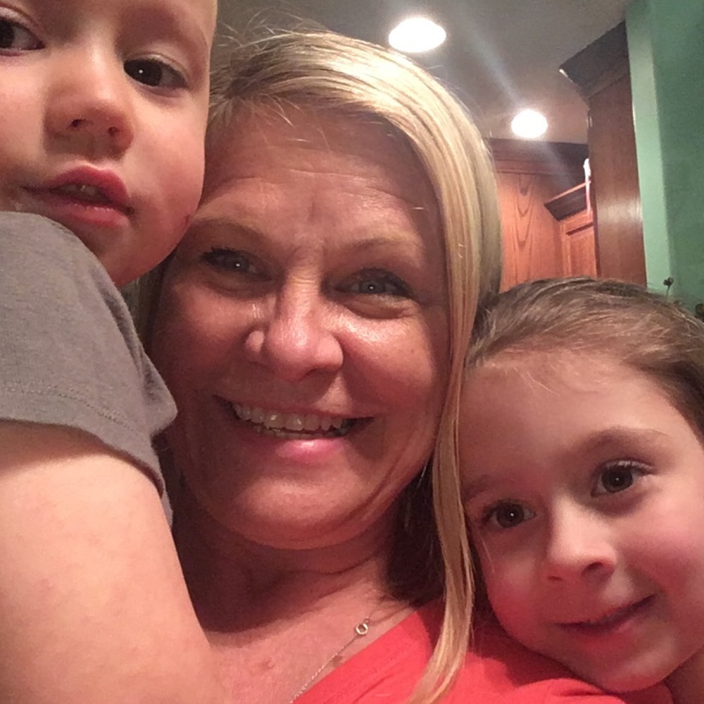 Meet your Posher, Deborah